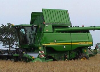 Τραγωδία με 2 Νεκρούς: Καταπλακώθηκαν απο θεριστική μηχανή