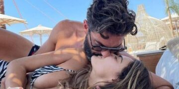 Ασυγκράτητοι Μαρτίκας – Βρισηίδα! Η τρυφερή αγκαλιά και η ερωτική εξομολόγηση!