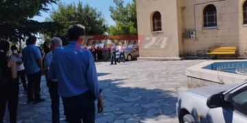 Alldaynews.gr Κηδεία 49χρονου στην Πάτρα: Απαρηγόρητα τα μέλη της οικογένειας – Είχε πεθάνει και η αδελφή του πριν λίγους μήνες