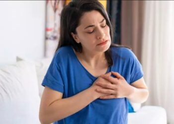 Καρδιακή προσβολή: Το πιο άγνωστο σύμπτωμα είναι στο στόμα – Τι νιώθουν πολλοί πριν το έμφραγμα