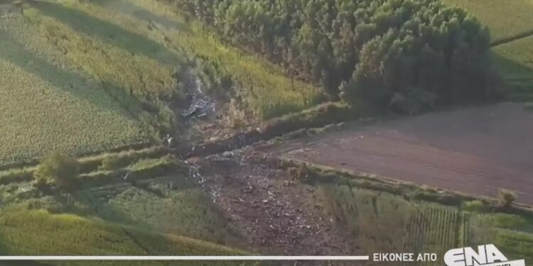 Πτώση αεροσκάφους στην Καβάλα: Πρώτες εικόνες από το σημείο της συντριβής του Antonov