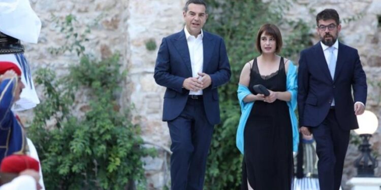 Alldaynews.gr Κορωνοϊός – Παγώνη: Δεν θα πει ο Τσίπρας πότε θα κάνει PCR test, o γιατρός θα το πει