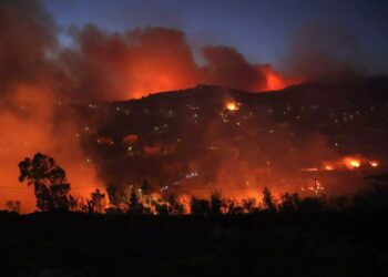 Τραγικές ώρες και για την Αθηναΐς Νέγκα: Εγκατέλειψε το σπίτι της στην Πεντέλη με την οικογένειά της