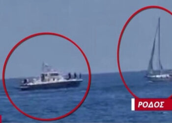 Alldaynews.gr Η στιγμή των πυροβολισμών του λιμενικού προς το τούρκικο σκάφος: «Πανικοβλήθηκε ο κόσμος, έφυγε» (video)