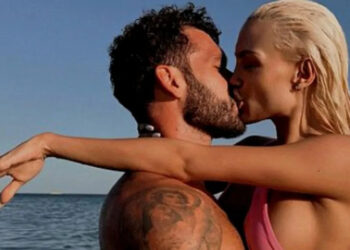 Σχίζας – Παναγιώταρου: Παιχνίδια και καυτά φιλιά στη θάλασσα (φωτο)