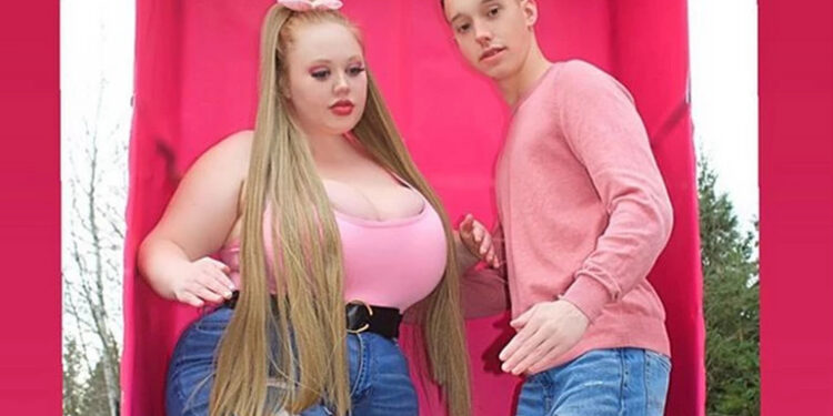 Alldaynews.gr «Παντρεύομαι μια γυναίκα που έχει το διπλάσιο μέγεθος από εμένα» – Τα σκληρά σχόλια που δέχεται το ζευγάρι