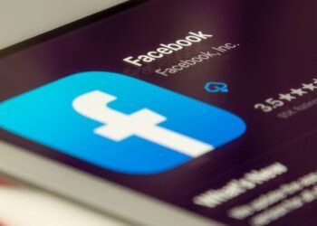 Αλλαγές στο Facebook: Σε στιλ TikTok η αρχική σελίδα, επαναφέρεται η χρονολογική σειρά στις αναρτήσεις
