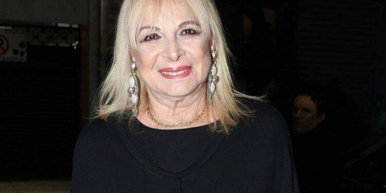 Alldaynews.gr Άννα Φόνσου: «Έζησα, παιδεύτηκα, ερωτεύτηκα, προδόθηκα και πλήρωσα»