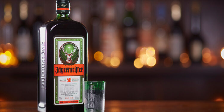 Ήπιε σε δύο λεπτά ένα μπουκάλι Jagermeister και …πέθανε (video)