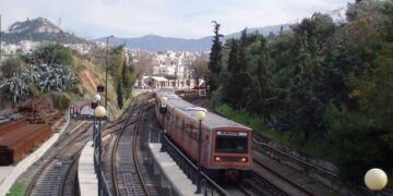 Alldaynews.gr Τραγωδία στον ΗΣΑΠ: Διαμελίστηκε η γυναίκα που έπεσε στις γραμμές στα Πατήσια