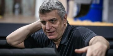 Alldaynews.gr Βλαδίμηρος Κυριακίδης: «Στην ηλικία μου ακούω ψαλμωδίες και τρώω κόλλυβα»