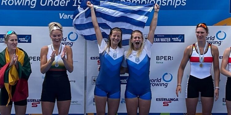 Alldaynews.gr Παγκόσμιες πρωταθλήτριες η Χρύσα Μπούρμπου και η Ευαγγελία Φράγκου στην κωπηλασία (vids)