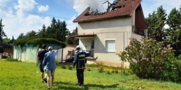 Alldaynews.gr Λάρισα: Κεραυνός χτύπησε κατοικημένο σπίτι – Μεγάλες καταστροφές(φωτο, video)