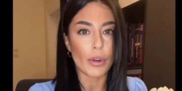 Λατινοπούλου κατά της υιοθεσίας από ομόφυλα ζευγάρια: «Το παιδί θέλει μητέρα και πατέρα, όχι να μπερδεύεται με 52 φύλα»