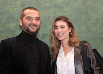 Η έγκυος Χρύσα Μιχαλοπούλου λαμπερή και εντυπωσιακή, χωρίς ίχνος μακιγιάζ (φωτο)