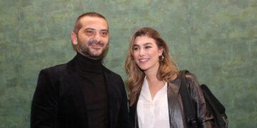 Η έγκυος Χρύσα Μιχαλοπούλου λαμπερή και εντυπωσιακή, χωρίς ίχνος μακιγιάζ (φωτο)