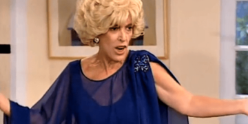 Alldaynews.gr Ντίνα Κώνστα: Το συγκινητικό αντίο του MEGA στην αγαπημένη ηθοποιό (φωτο, video)