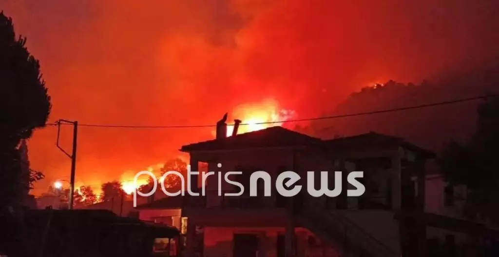 Ανεξέλεγκτη η πυρκαγιά σε Αχαΐα - Ηλεία: Μήνυμα από το 112 – Εκκένωση οικισμών (φωτο, video)