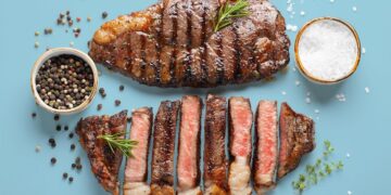 Alldaynews.gr 9 σημάδια ότι ο οργανισμός σου δεν χωνεύει σωστά το κρέας