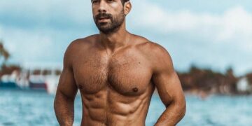 Alldaynews.gr Σάκης Τανιμανίδης: Μάκρυνε μαλλί και μας ...ξανά-συστήνεται (φωτο)