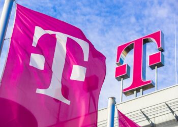 Μεγάλη επένδυση της Deutsche Telekom στη Θεσσαλονίκη: Δημιουργεί Κέντρο Πληροφορικής και Λογισμικού
