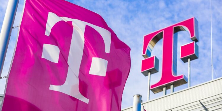 Alldaynews.gr Μεγάλη επένδυση της Deutsche Telekom στη Θεσσαλονίκη: Δημιουργεί Κέντρο Πληροφορικής και Λογισμικού