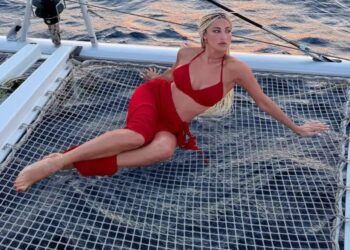 Ιωάννα Τούνη: Ζητάει να το «Φτύσουμε για να μην το ματιάσουμε»!