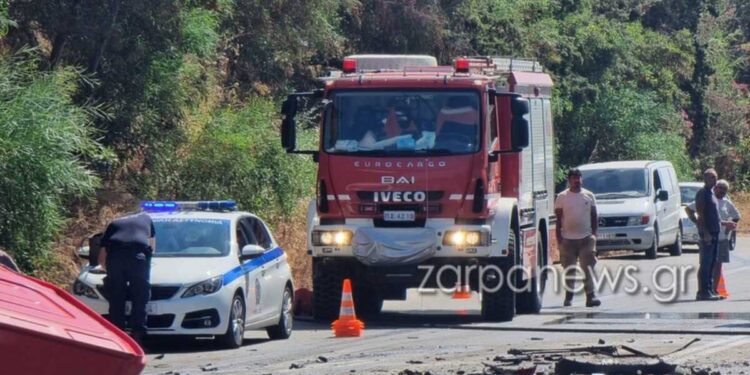 Νεκρή η οδηγός ΙΧ σε σφοδρό τροχαίο με φορτηγό – Τραυματίστηκε και ο δεύτερος οδηγός (φωτο)