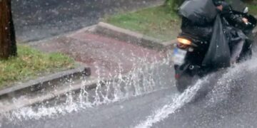 Σοκαριστική Προειδοποίηση Μαρουσάκη για την κακοκαιρία: Ίσως ρίξει πάνω από 70 τόνους νερού ανά στρέμμα – Κίνδυνος για πλημμύρες