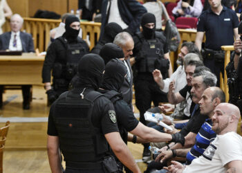 Χρυσή Αυγή: Σήμερα κρίνεται το αίτημα αναβολής της δίκης