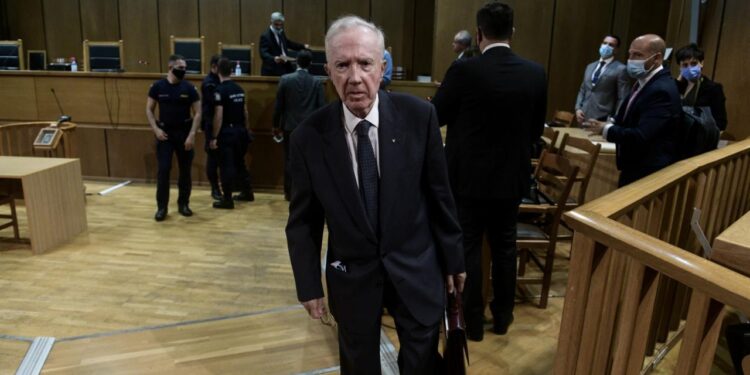 Alldaynews.gr Κωνσταντίνος Πλεύρης σε δίκη Χρυσής Αυγής: «Είμαι ναζί και φασίστας, απαγορεύεται; (Video)