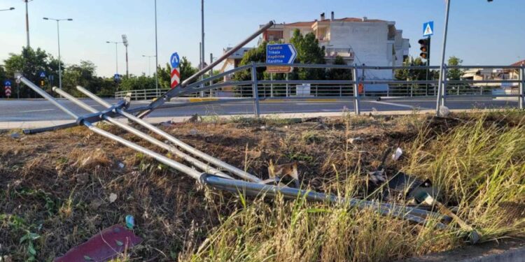 Θανατηφόρο τροχαίο στην Λάρισα: Σκοτώθηκε 53χρονος – Στο αυτοκίνητο ήταν και η 17χρονη κόρη του