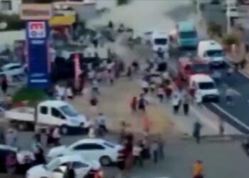 Νέα τραγωδία: Φορτηγό χωρίς φρένα έπεσε σε πλήθος – Τουλάχιστον 16 νεκροί (τρομακτικό video)