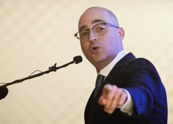 Διαγράφηκε ο Κωνσταντίνος Μπογδάνος με εντολή Τζήμερου και Κρανιδιώτη λόγω…