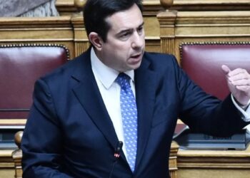 Νότης Μηταράκης