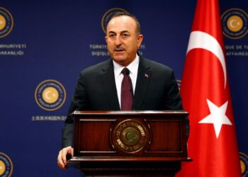 Τσαβούσογλου: Βγάζουμε αύριο το γεωτρύπανο στην Μεσόγειο – Προκαλούν Ελλάδα και Κύπρος