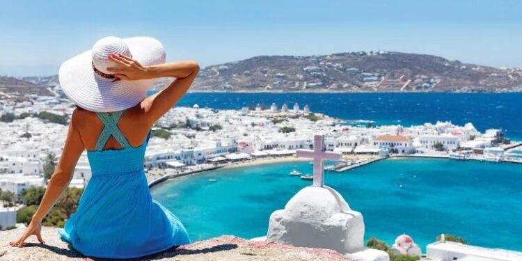 Alldaynews.gr Mαγαζάτορας στη Μύκονο πέταξε έξω γνωστή παρουσιάστρια που ήθελε να πάρει τζάμπα ρούχα από μπουτίκ