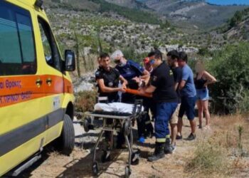 Θάσος: Έπεσε με τη μηχανή του σε γκρεμό 120 μέτρων και σώθηκε