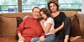 Alldaynews.gr Γενέθλια η κόρη της Άντζελα Γκερέκου: ”Σαγαπαμε πολύ. Εγώ από εδώ. Ο μπαμπάς από Εκεί…”