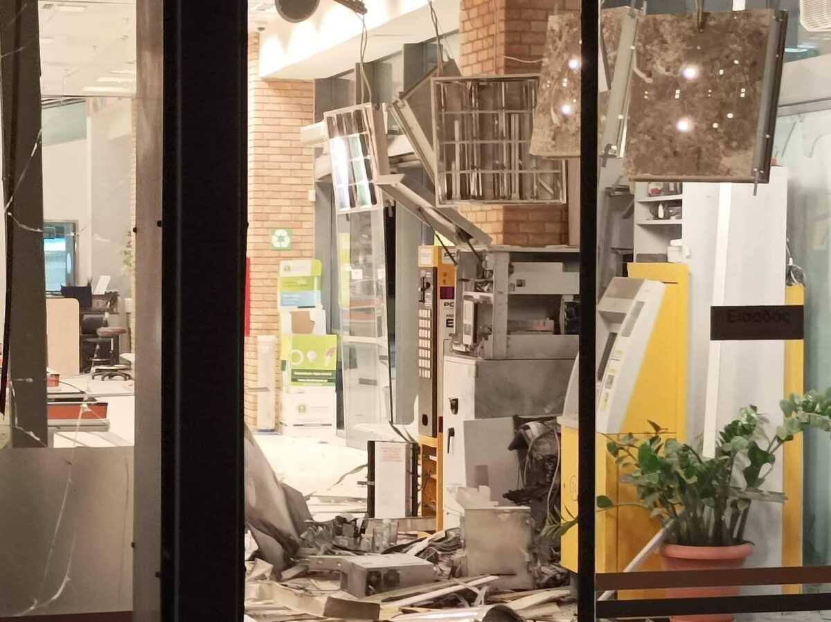 Αργυρούπολη: Έκρηξη σε ATM στην πρόσοψη σούπερ μάρκετ