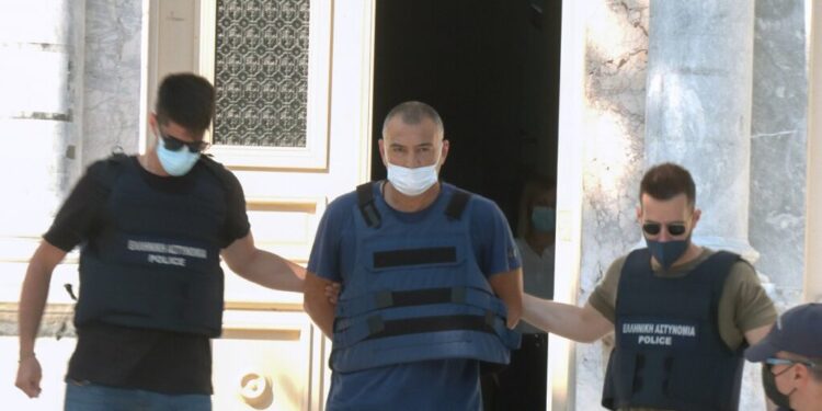 Alldaynews.gr Βιασμός 14χρονης στη Λέσβο: Τα ψεύτικα προφίλ και οι “ψηφιακές παγίδες” σε ανήλικα κορίτσια