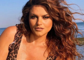 Δήμητρα Κατσαφάδου: Διέρρηξαν το κατάστημά της στο Περιστέρι -«Μου σπάσατε το μαγαζί για να πάρετε κρέμες;»