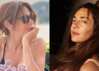 Ηλιοθεραπεία σε ερημική παραλία: Η Μαρία Λεκάκη στα 52 «γκpεμίζει» το Instagram με τις αναλογίες της