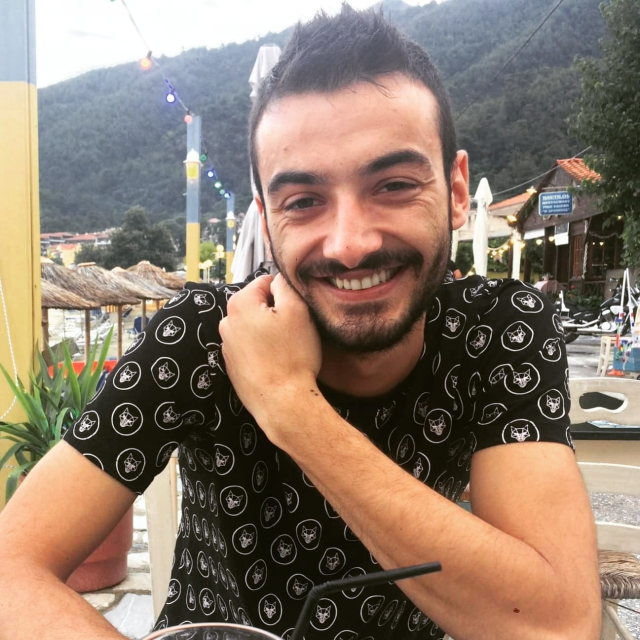 Σέρρες: Ξεσπούν η μητέρα και ο αδελφός του 26χρονου που σκοτώθηκε στο ασανσέρ - «Ήταν ένα παιδί μάλαμα»