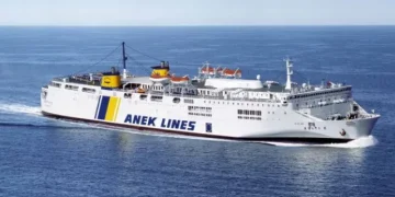 Alldaynews.gr Με μία μηχανή ταξιδεύει το πλοίο «Κρήτη ΙΙ» – Πάνω από τέσσερις ώρες καθυστέρηση