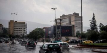 Καιρός: Αλλάζει από σήμερα Κυριακή – Έρχονται βροχές, καταιγίδες και πτώση της θερμοκρασίας