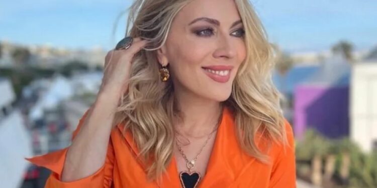 Alldaynews.gr Σμαράγδα Καρύδη