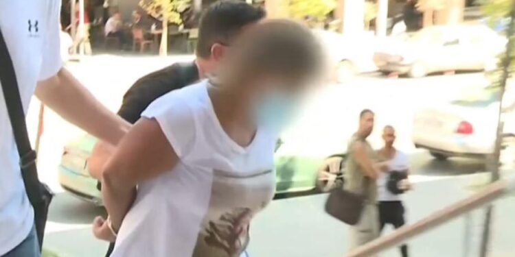 Alldaynews.gr Θεσσαλονίκη: «Τους έπιανα συχνά στο κρεβάτι» λέει η 25χρονη – Είχαν πιαστεί στα χέρια