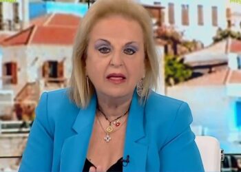 Ματίνα Παγώνη: «Όσοι γυρίζουν από διακοπές πρέπει να κάνουν ένα self test πριν πάνε σπίτια τους» – Τι είπε για το άνοιγμα των σχολείων