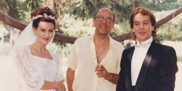 Το παρασκήνιο του πρώτου γάμου του Γιάννη Πάριου: Η μητέρα του δεν τον ενέκρινε – Oι απειλές της